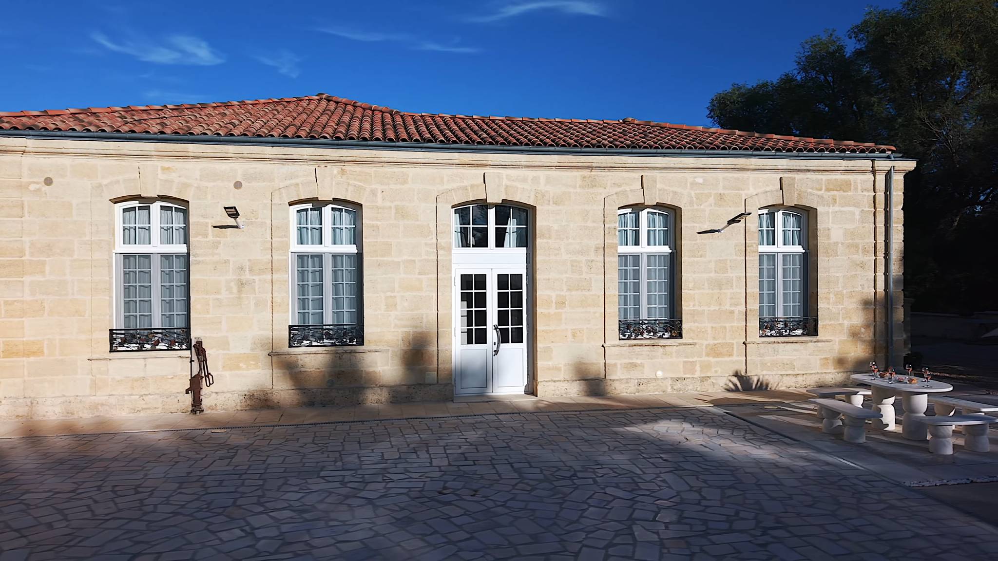 Vidéo du Domaine de Pagnon Gironde de jour 0-6 screenshot